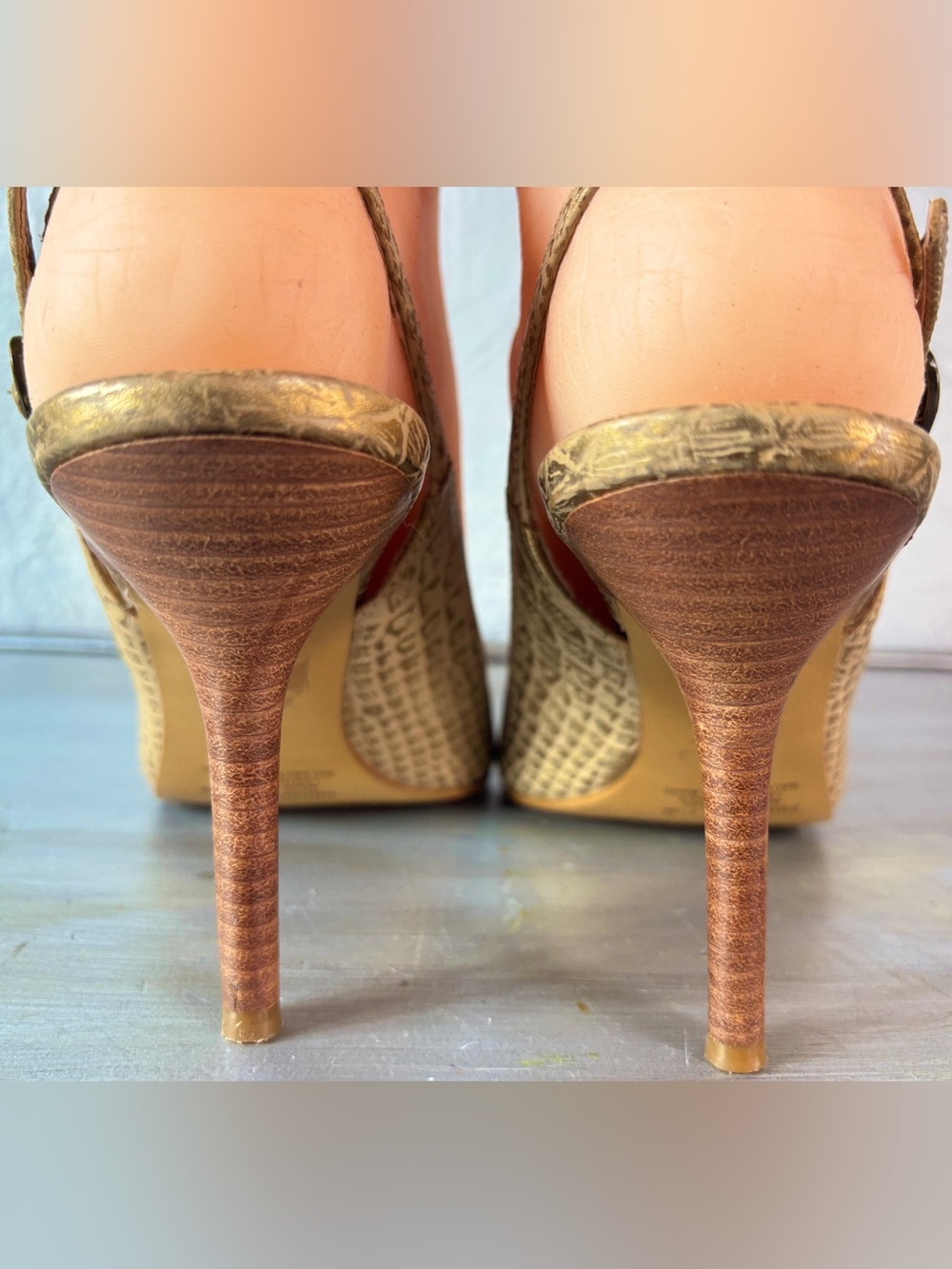 Carlos Santana "Prospect" Metallic Alligator-Textured Slingback Heel Size 7.5 - Picture 4 of 13